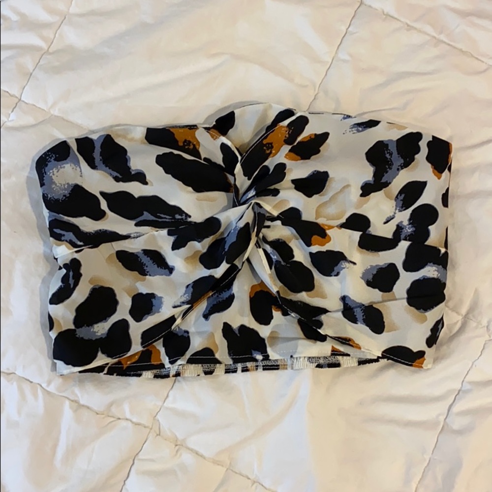 Blouse bandeau top.